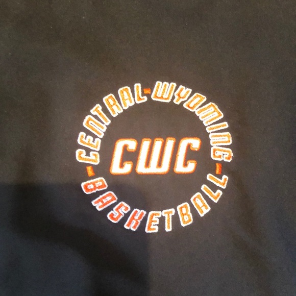 NWOT Nike Central Wyoming Basketball zipper jacket - Picture 2 of 6